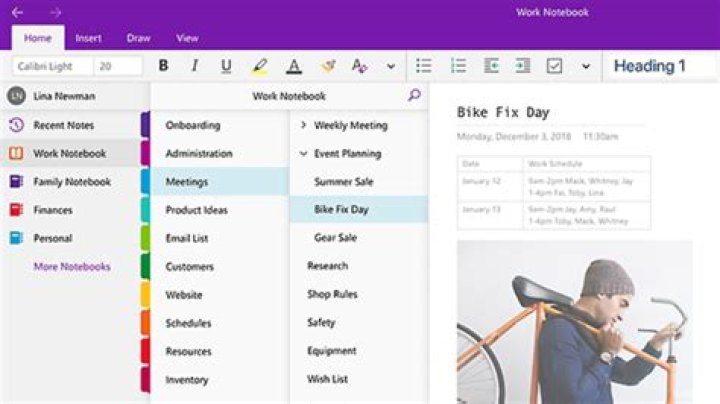 How do I view storage in OneNote?
